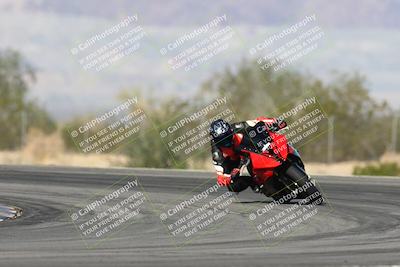 media/Nov-16-2025-Race Pace (Sun) [[8c5fa54630]]/Verified Riders/2-Turn 7 (945am)/